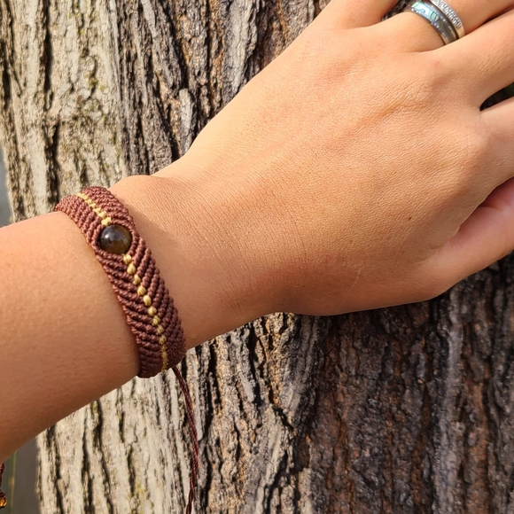 Handmade Bohemian Macrame Bracelet - Picture 4 of 8